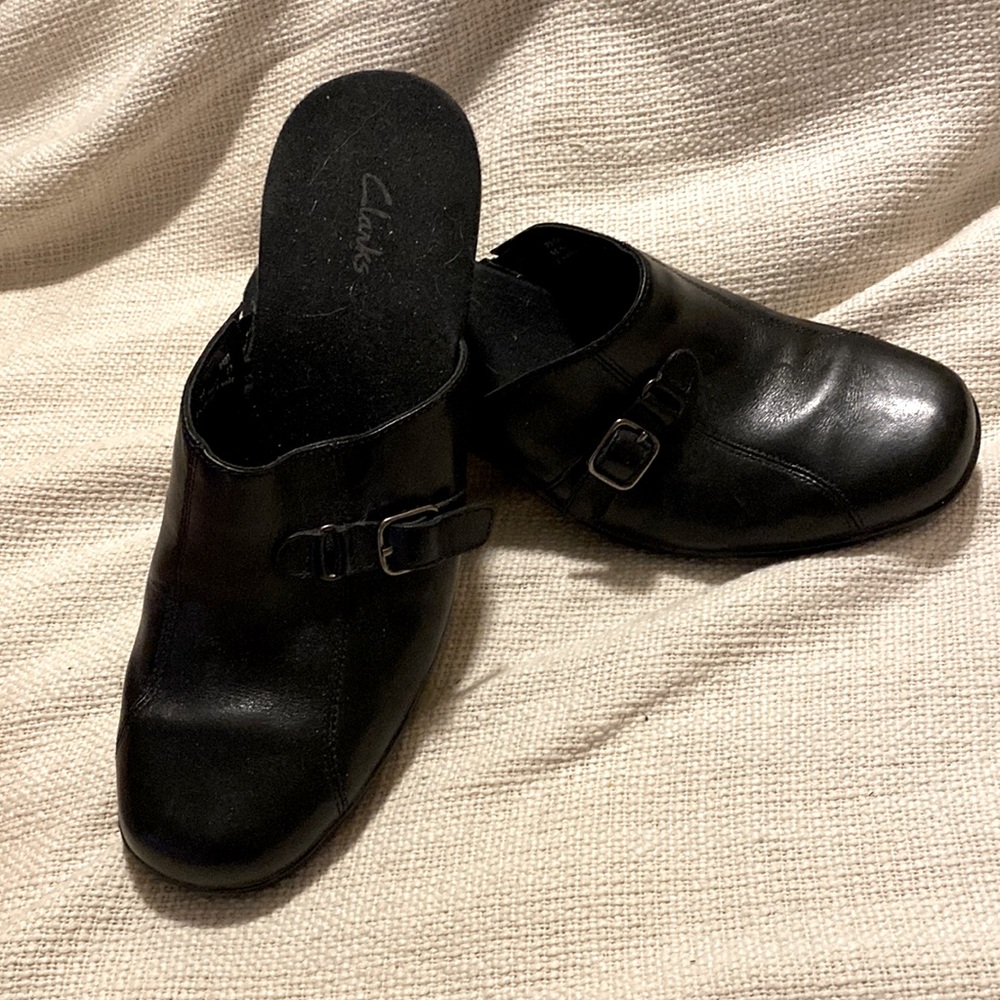 Clarks wedge clog size 7M